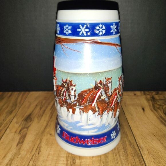Budweiser Limited Edition Holiday Stein Vintage 1995 Lighting the Way Home - Picture 4 of 8